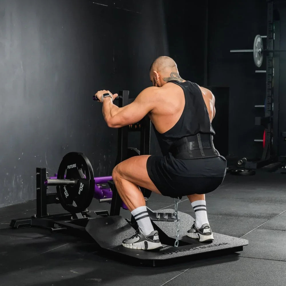 Belt Squat - Peach Builder